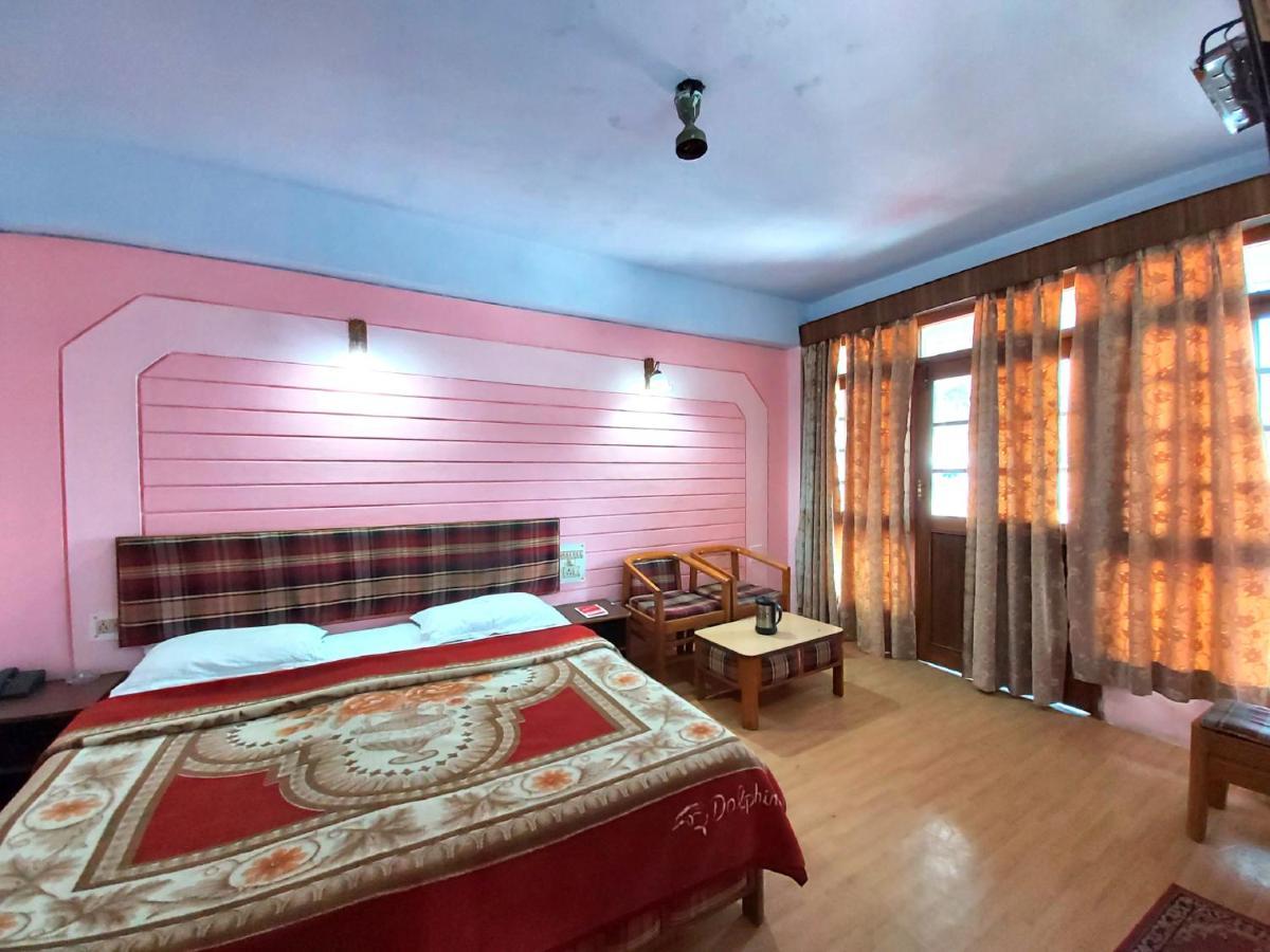 Hotel Radhe Continental נייניטל מראה חיצוני תמונה