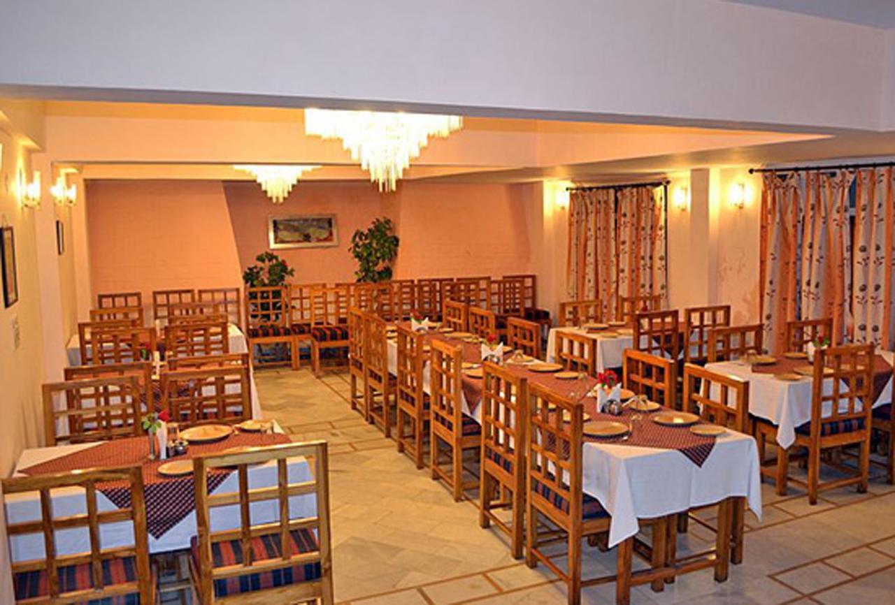 Hotel Radhe Continental נייניטל מראה חיצוני תמונה