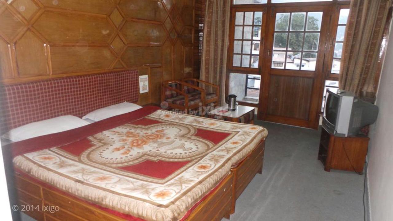 Hotel Radhe Continental נייניטל מראה חיצוני תמונה